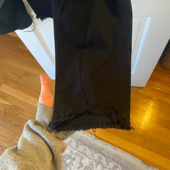 Black Levi Jeans, Size 27 - Picture 4 of 7